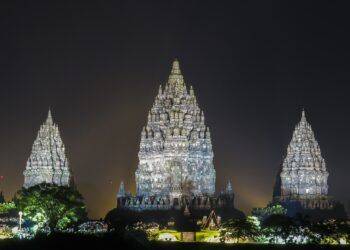 Candi_Prambanan;_candi_Hindu_terindah_di_Asia_Tenggara